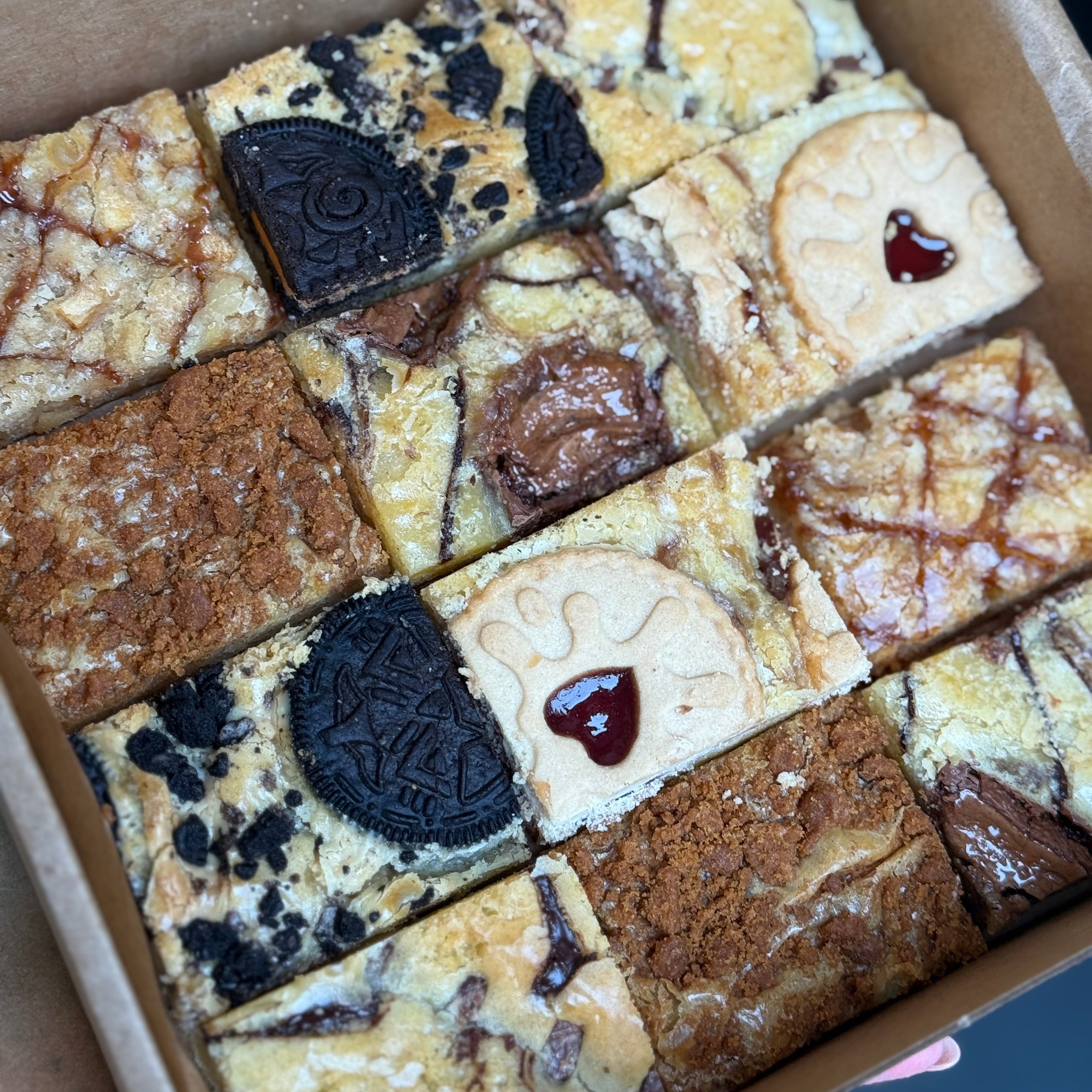 Blondie Minis